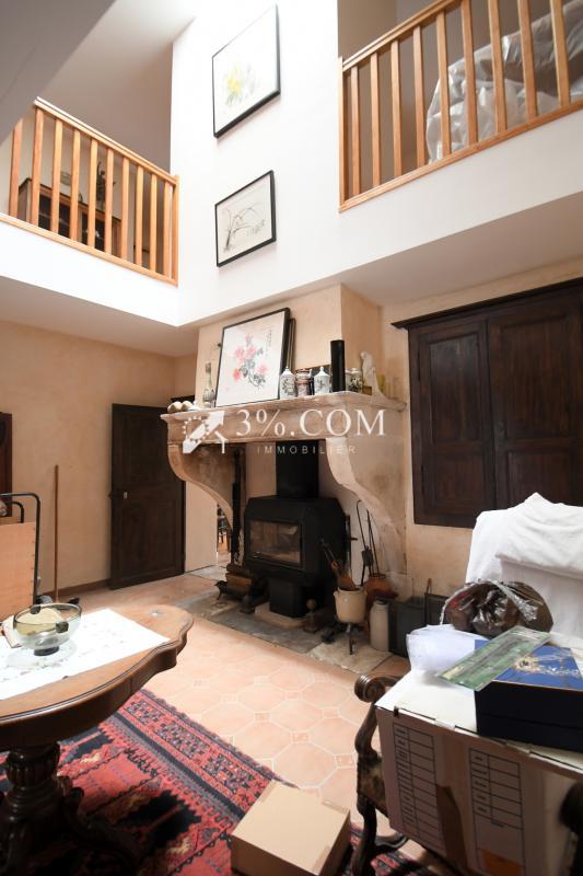 Propriété - 280 m² - 9 pièces