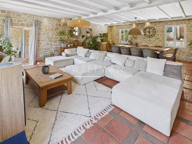 Villa - 192 m² - 7 pièces