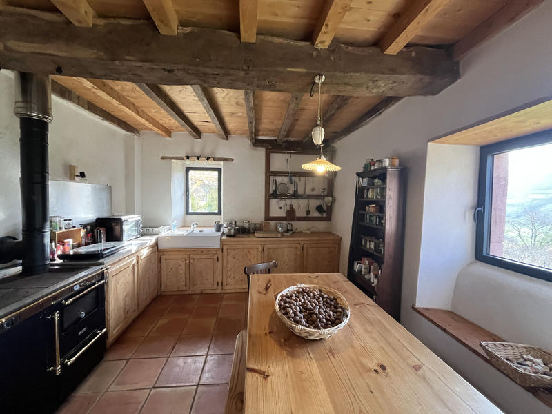 Maison - 157 m² - 9 pièces