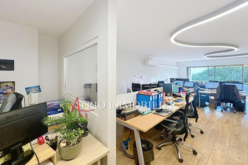 Appartement - 100 m² - 4 pièces