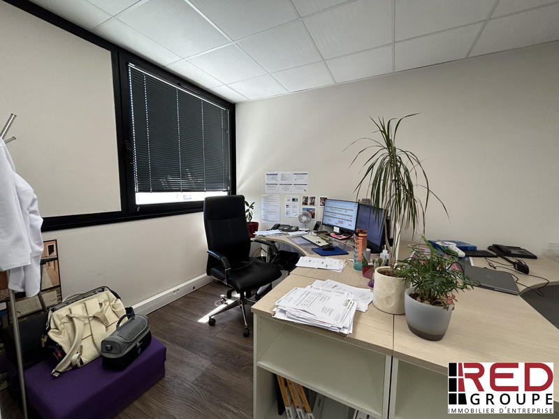 Bureau - 98 m²