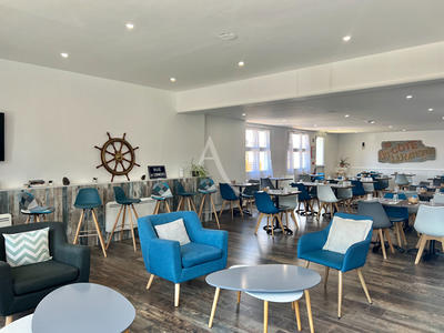 Maison - 756 m² - 20 pièces