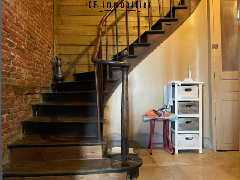 Maison - 210 m² - 7 pièces