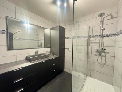 Appartement ancien - 74 m² - 3 pièces