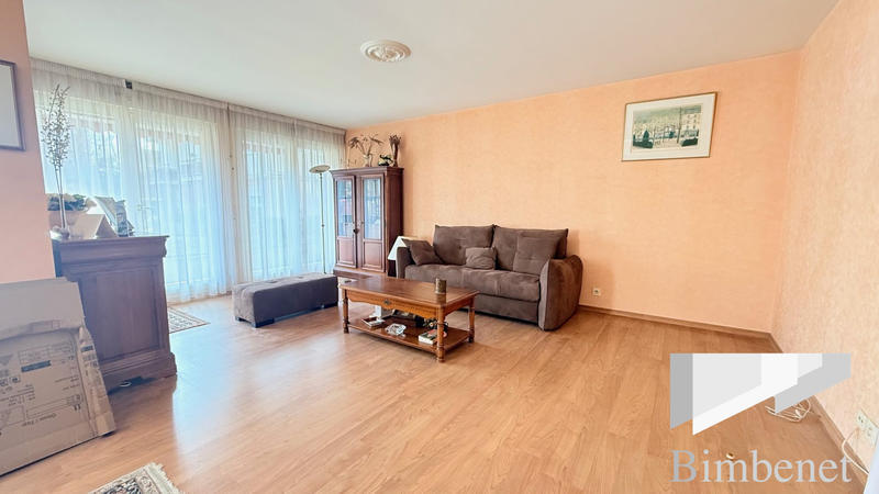 Appartement - 80 m² - 4 pièces