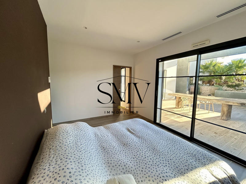 Villa - 207 m² - 5 pièces