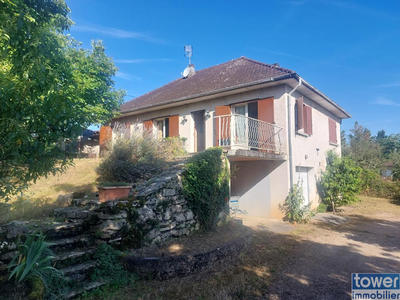 Maison - 90 m² - 4 pièces