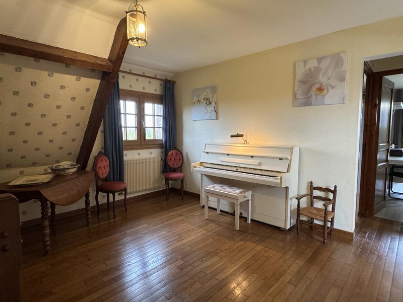 Maison - 160 m² - 5 pièces
