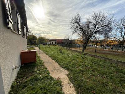 Maison - 104 m² - 5 pièces