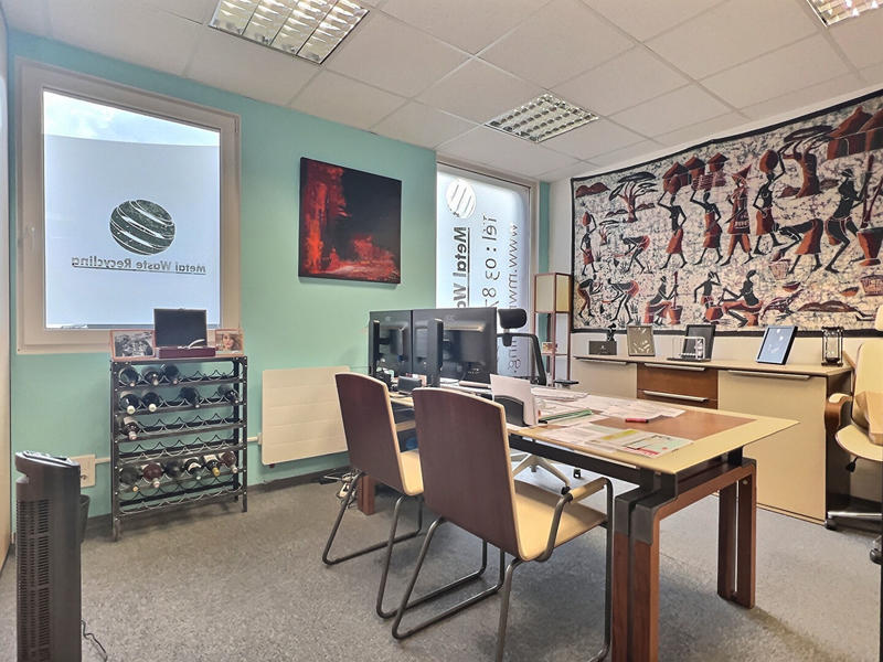 Bureau - 90 m²