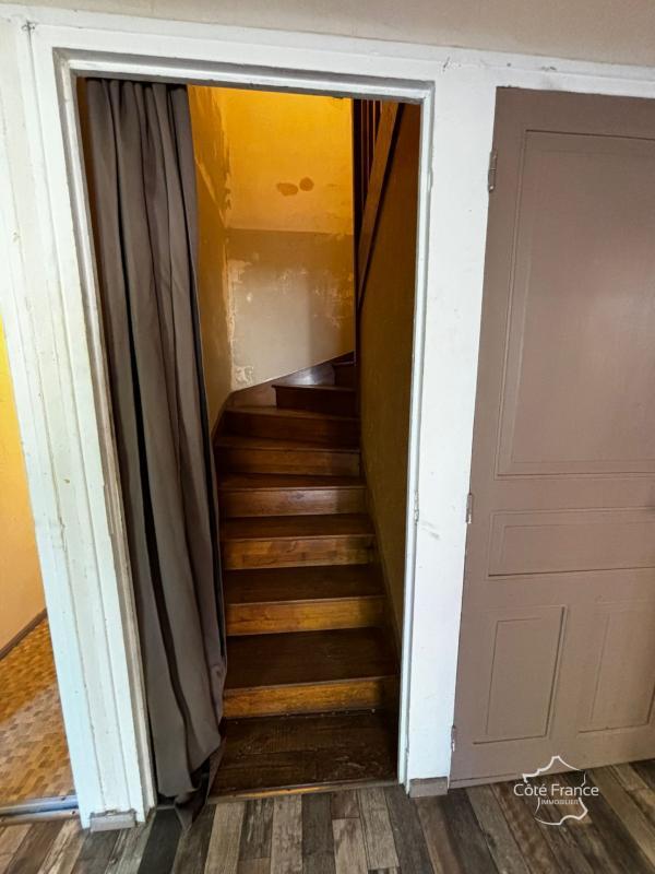 Maison de village - 130 m² - 8 pièces