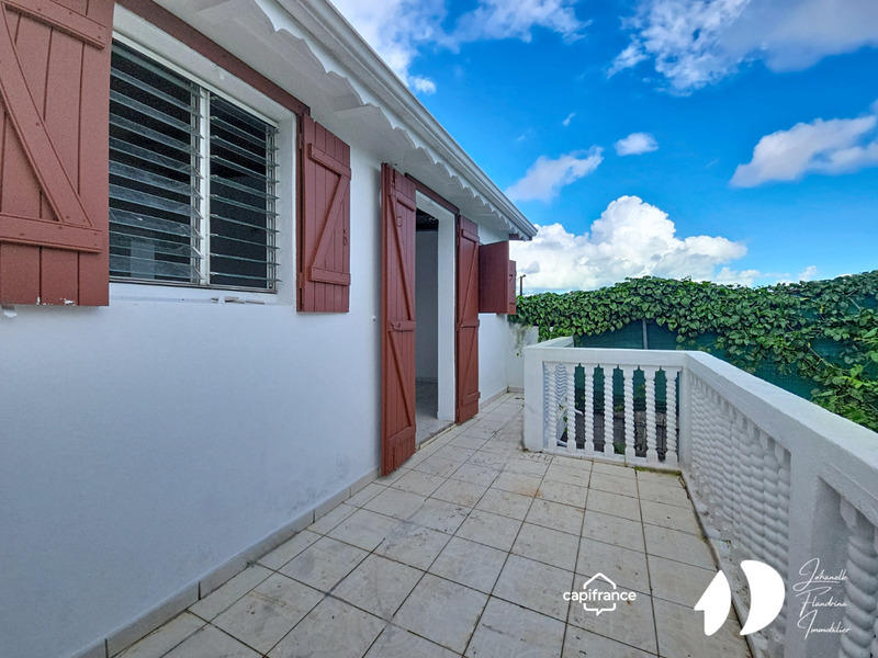 Appartement - 94 m² - 3 pièces