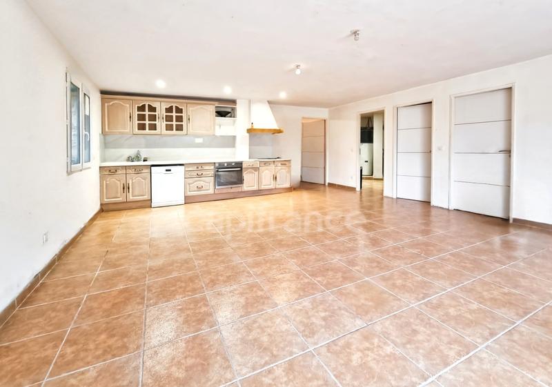 Maison - 272 m² - 10 pièces