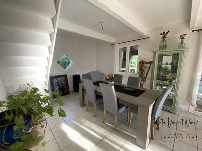 Maison traditionnelle - 145 m² - 6 pièces