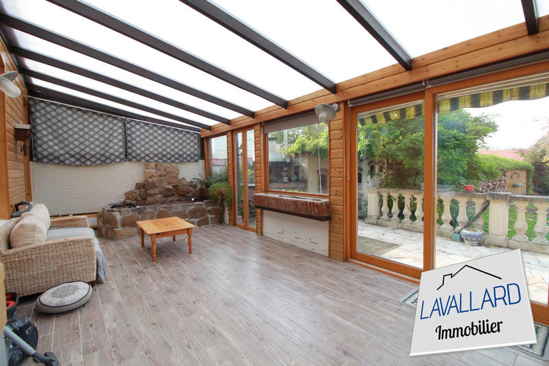 Maison - 207 m² - 10 pièces