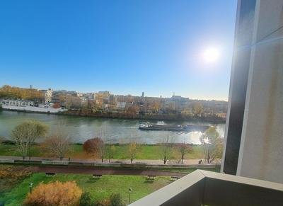 Appartement - 94 m² - 4 pièces