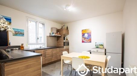 Chambre - 9 m² - 1 pièce