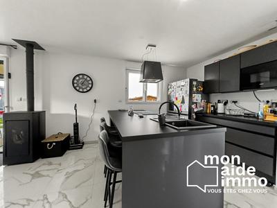 Maison - 86 m² - 4 pièces