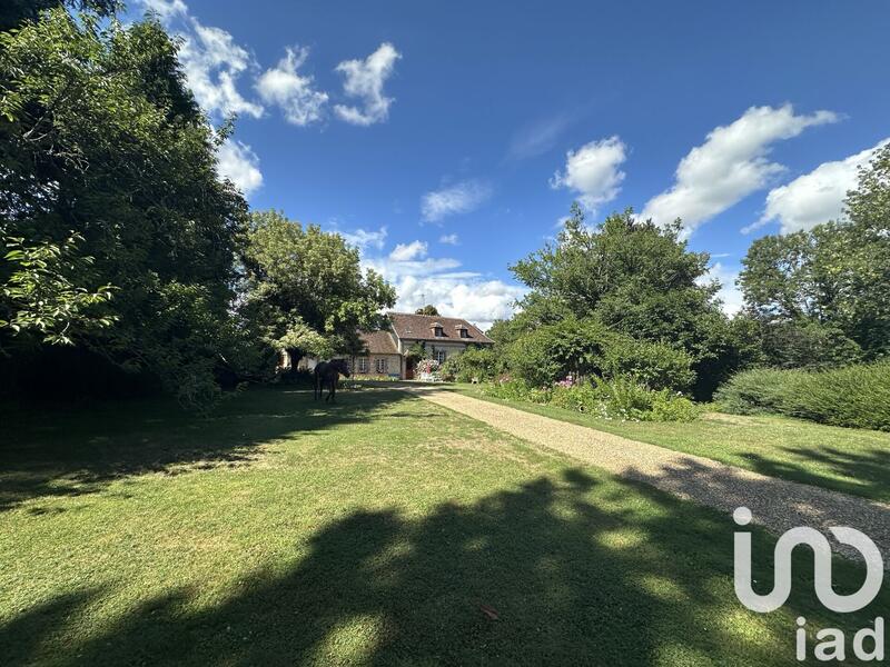 Maison - 186 m² - 9 pièces