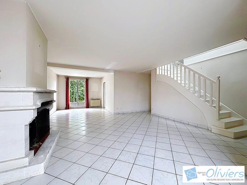 Maison - 171 m² - 7 pièces