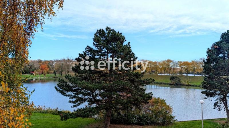 Appartement - 90 m² - 4 pièces