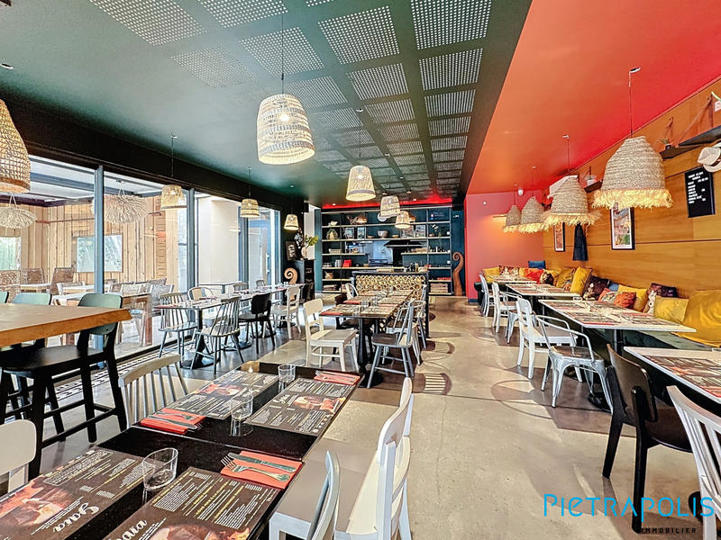 Local d'activités - 315 m²