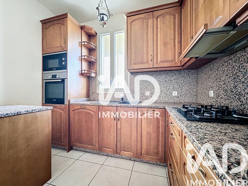 Maison - 97 m² - 5 pièces