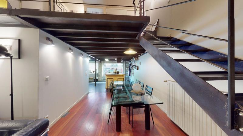 Loft - 97 m² - 3 pièces