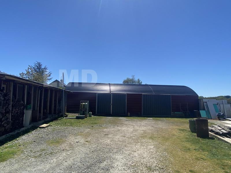 Local d'activités - 226 m² - 10 pièces