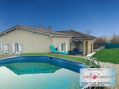 Maison - 90 m² - 3 pièces