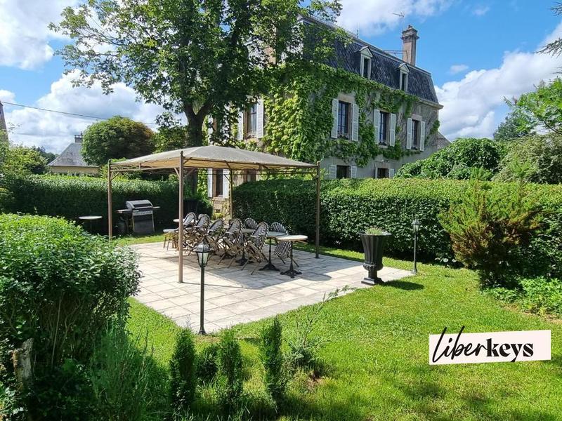 Maison bourgeoise - 650 m² - 11 pièces