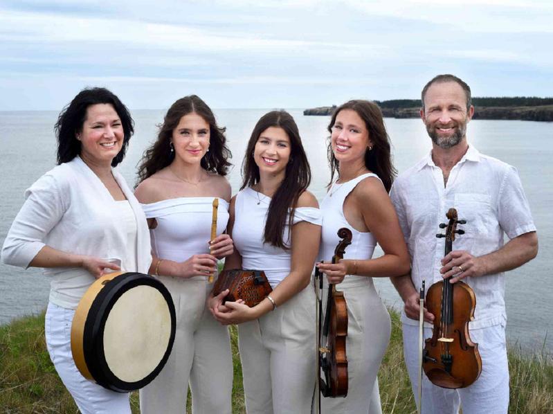 Festival la Semaine Acadienne : Concert avec la famille LeBlanc puis party de cuisine
