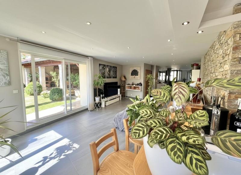 Maison de ville - 185 m² - 5 pièces