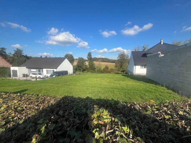 Terrain constructible - 1 249 m²