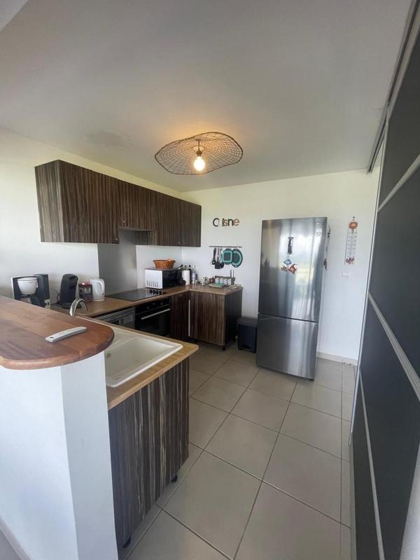 Appartement - 80 m² - 4 pièces