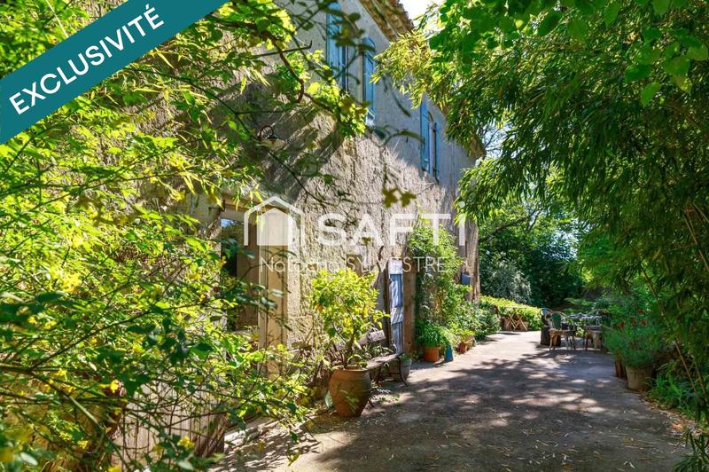 Maison - 289 m² - 12 pièces