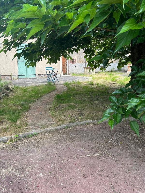 Maison - 230 m² - 10 pièces