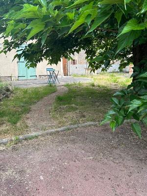 Maison - 230 m² - 10 pièces