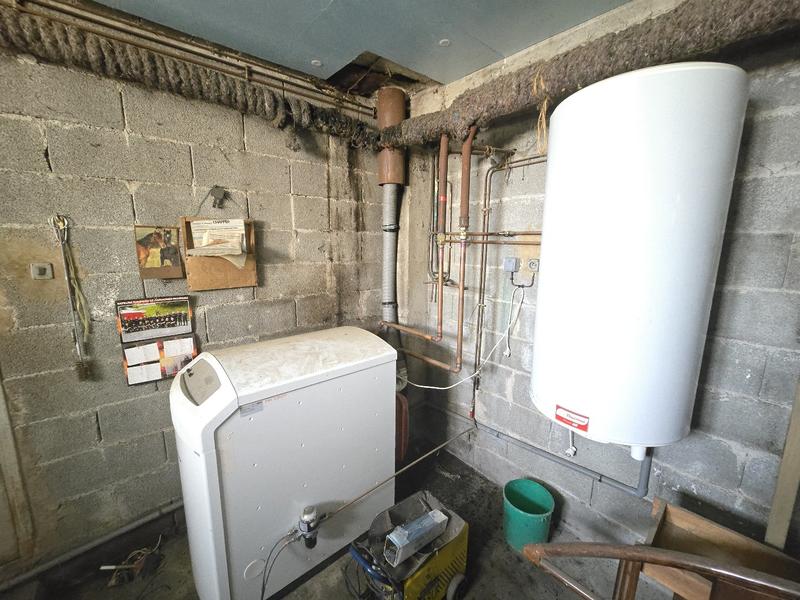 Corps de ferme - 260 m² - 6 pièces