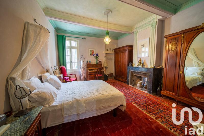 Maison de village - 360 m² - 10 pièces