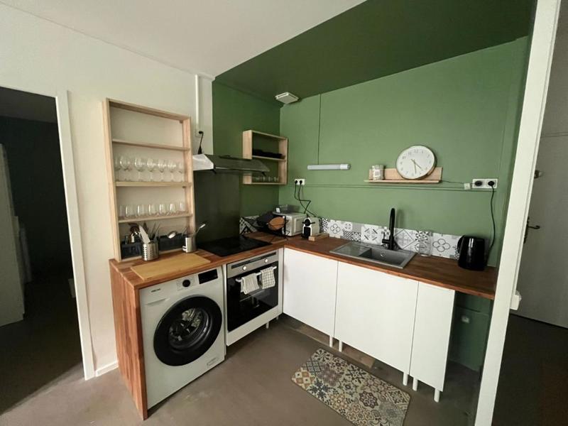 Chambre - 12 m² - 1 pièce