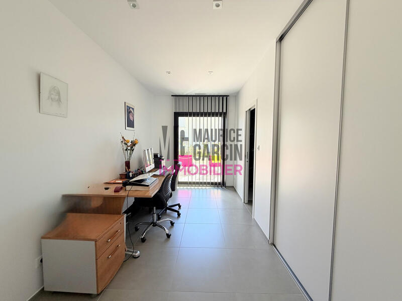 Maison - 170 m² - 5 pièces