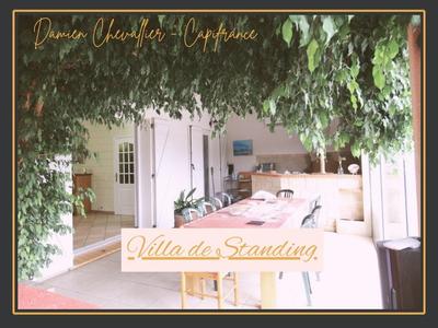 Maison d'architecte - 230 m² - 7 pièces