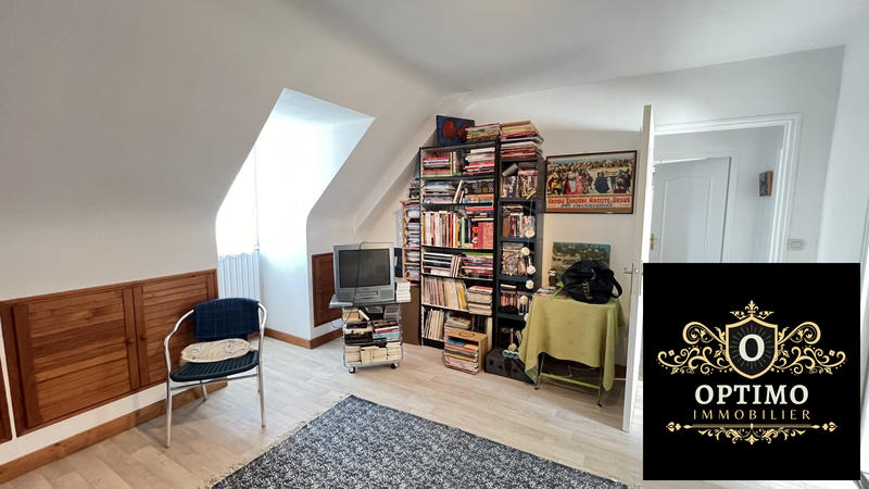 Maison traditionnelle - 163 m² - 6 pièces