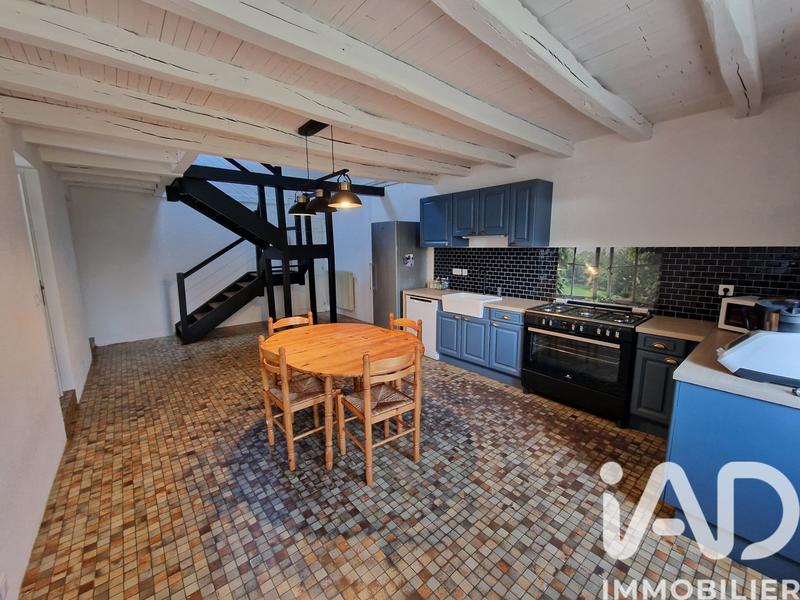 Maison - 195 m² - 6 pièces