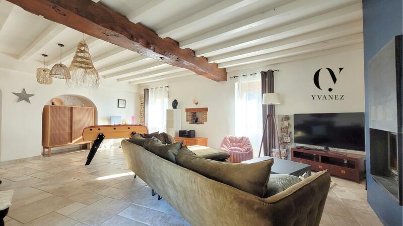 Maison - 170 m² - 7 pièces