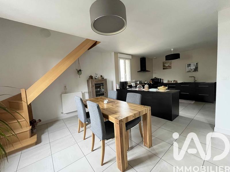 Maison - 187 m² - 7 pièces