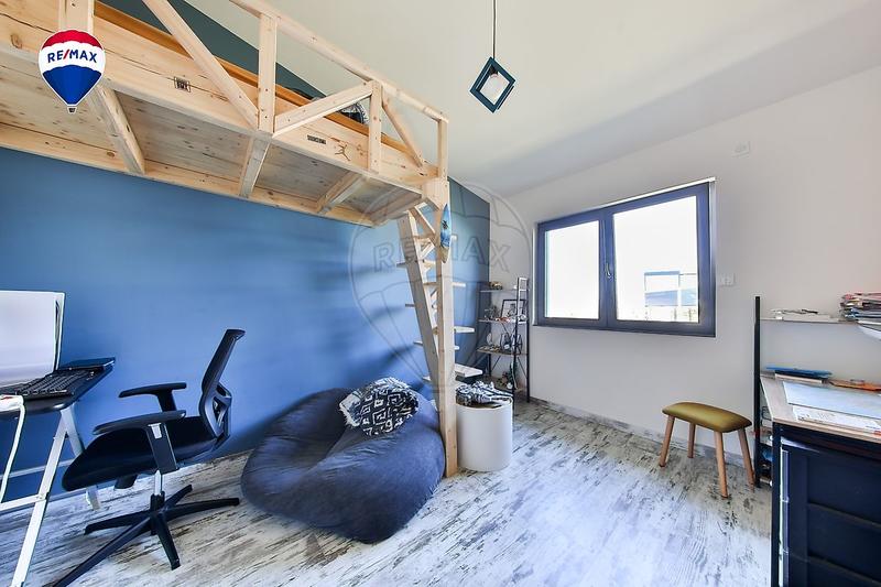 Maison - 139 m² - 5 pièces