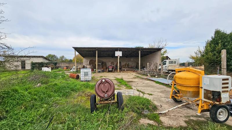 Maison - 229 m² - 8 pièces