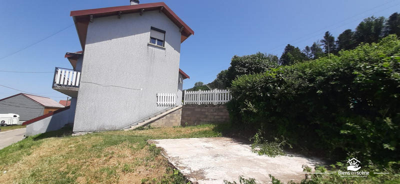 Maison - 165 m² - 6 pièces